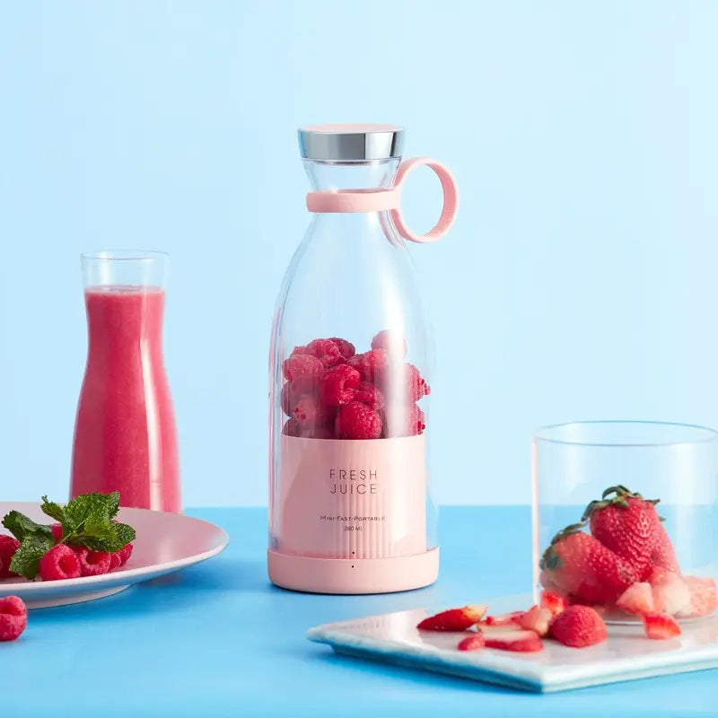 Famedeals™ - Rechargeable Mini Juicer