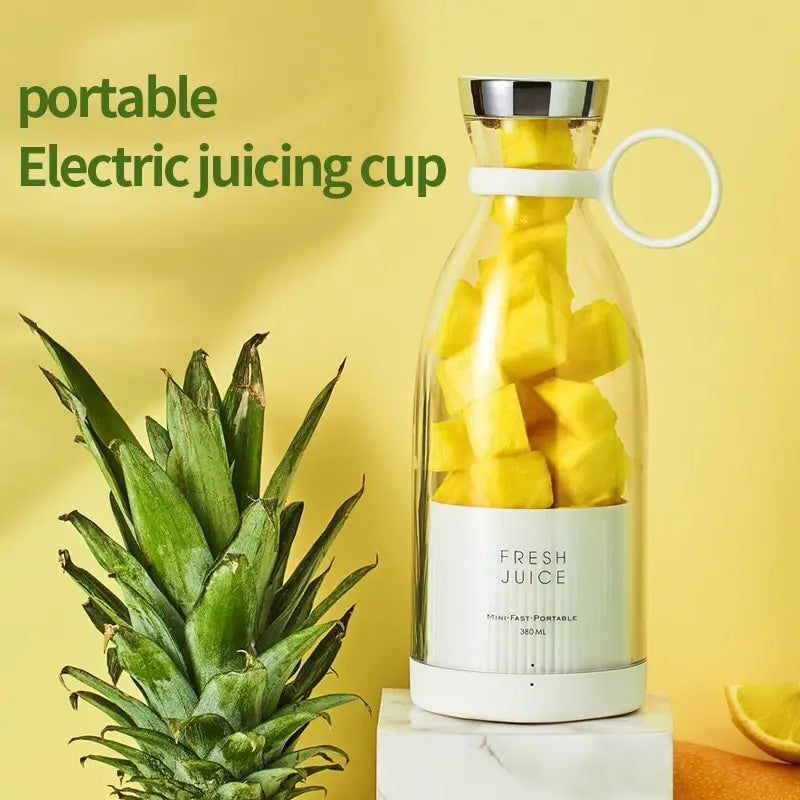Famedeals™ - Rechargeable Mini Juicer